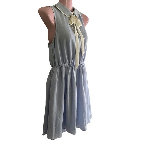 Lauren Conrad Dress Womens 4 Blue Lace Trim Bow Tie Date Night Cutout Back NWT - Picture 2 of 9